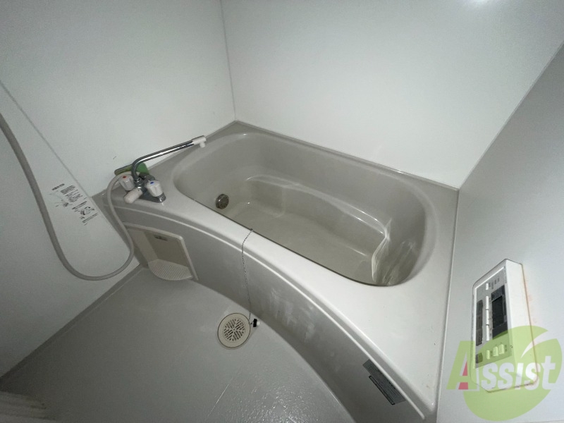 バス・シャワールーム　１人暮らしにはピッタリのサイズ感ですね！