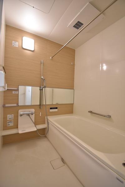 バス・シャワールーム　同仕様写真