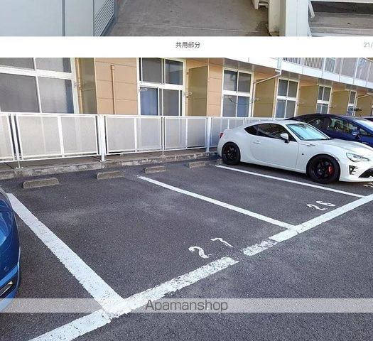 駐車場　駐車場