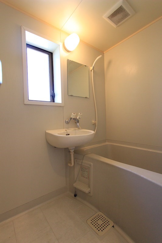 洗面設備　他のお部屋の写真です