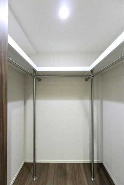 玄関　エアコン完備