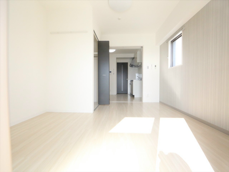 その他部屋・スペース　洋室7.7帖　ＤＫ6帖　つなげても仕切っても使えます