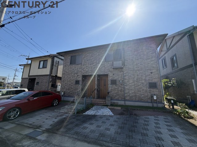 建物外観　モニター付きインターホンついてます♪