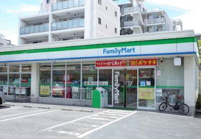 コンビニ　ファミリーマート宿町四丁目店（コンビニ）まで251m