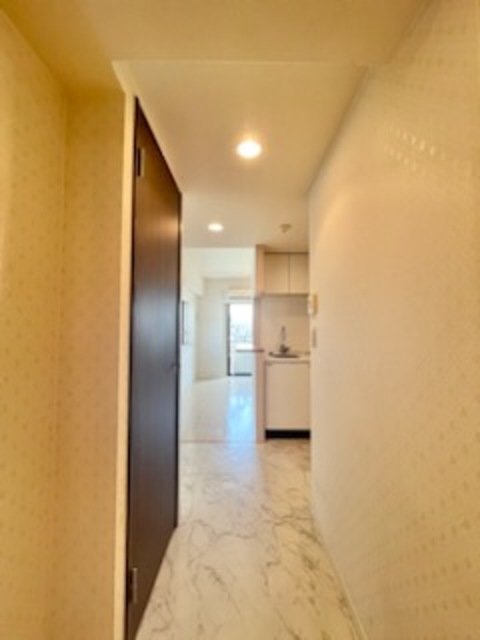 玄関　弊社は都内全域の物件をご紹介可能です！