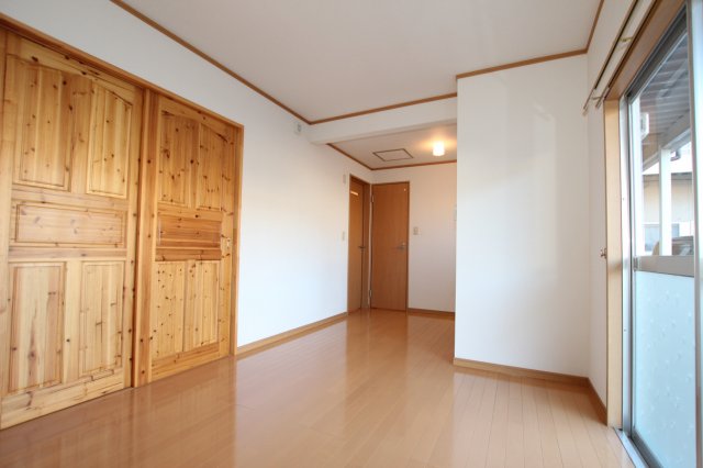 居室・リビング　ゆったり過ごせるリビングです コーポ野上103号室　2020