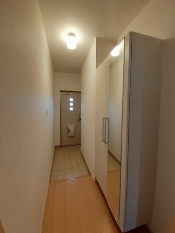 玄関　落ち着いた玄関です