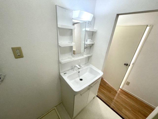 洗面設備　独立洗面化粧台付き☆