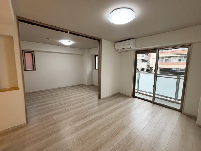 居室・リビング　サンマリン安里（ＴＣ）那覇市安里エリア