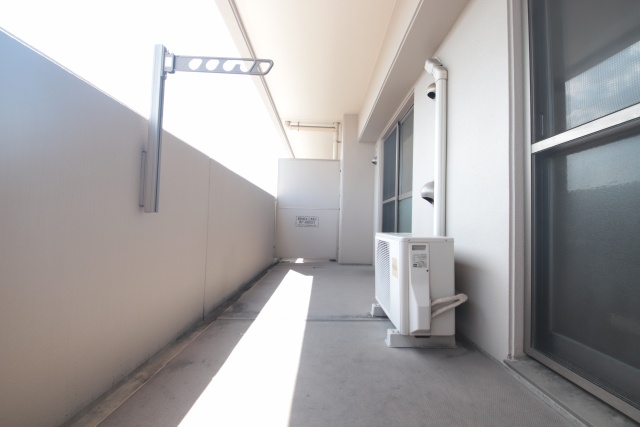 バルコニー　※別室の参考写真の為、現況優先です。