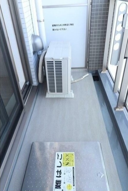 バルコニー　バルコニーあります