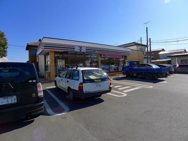 コンビニ　セブンイレブン館林台宿町店（コンビニ）まで270m