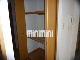 収納　リビングの収納