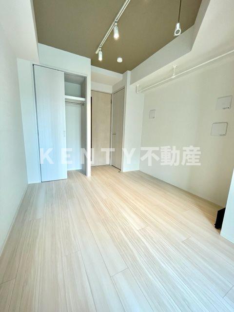 居室・リビング　こちらのリビングで趣味の時間をお楽しみください