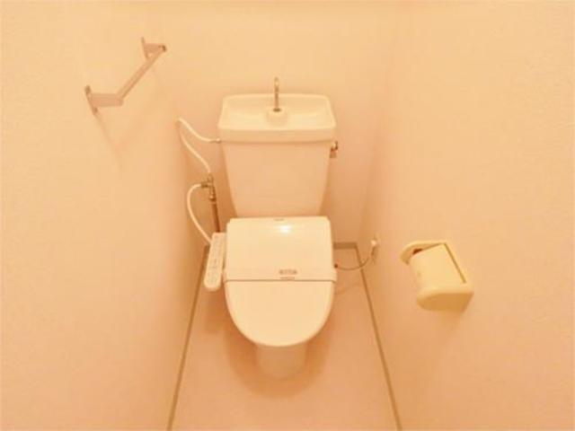 トイレ　シャワートイレもございます