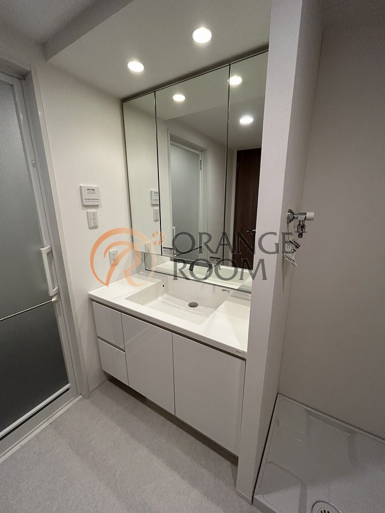 洗面設備　同建物参考写真