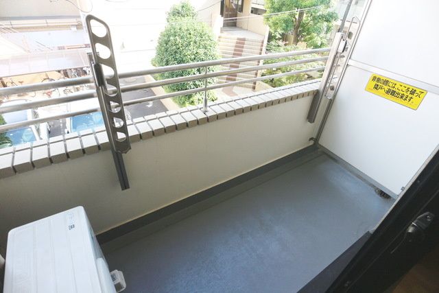バルコニー　※全て別号室（１LDK）のお写真。内装等参考にしてください。