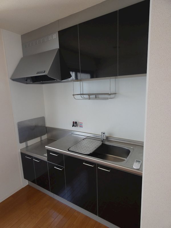 キッチン　※同物件別部屋の写真です。
