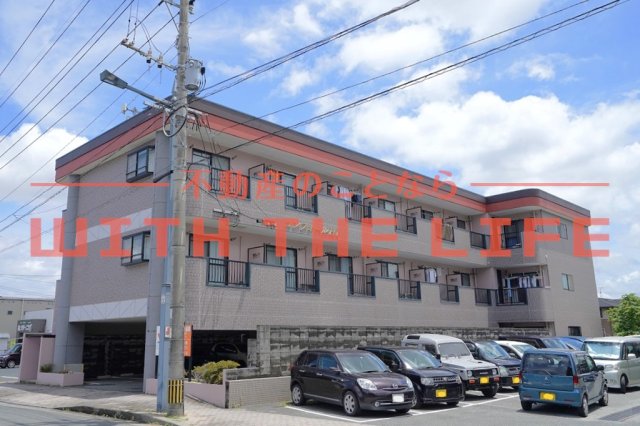建物外観　落ち着いた雰囲気の外観です