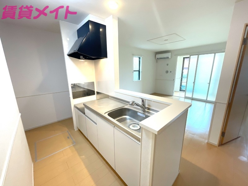 キッチン　同型参考写真