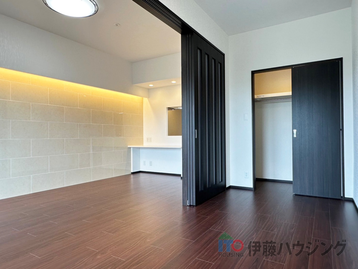 その他部屋・スペース　同間取りの別部屋の写真です。クロス等色合いが場合があります。