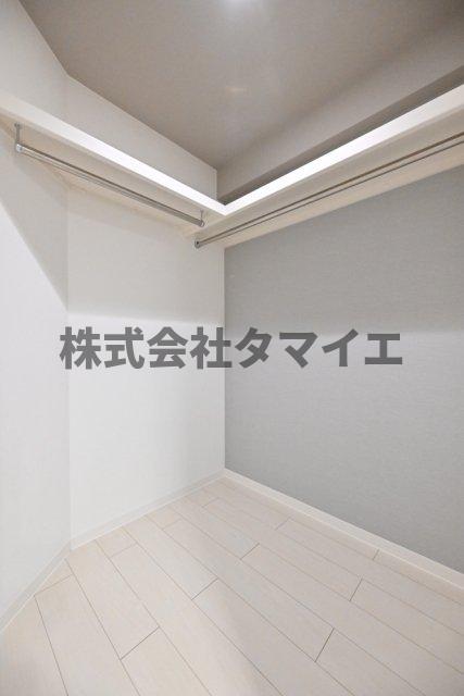 収納　ウォークインクローゼット
