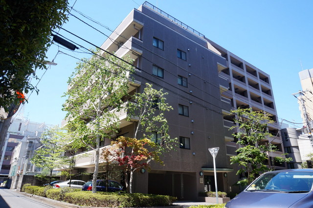 建物外観　三鷹駅より徒歩４分☆人気のマンションタイプ♪