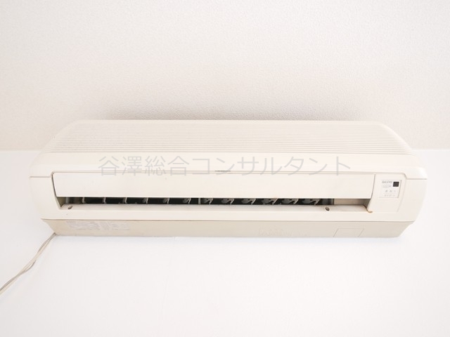 その他設備　エアコン付（１台）