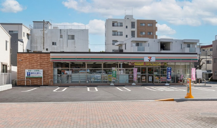 コンビニ　セブンイレブン 沼津本町店（コンビニ）まで728m