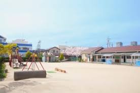 幼稚園・保育園　高槻市立高槻幼稚園（幼稚園・保育園）まで218m