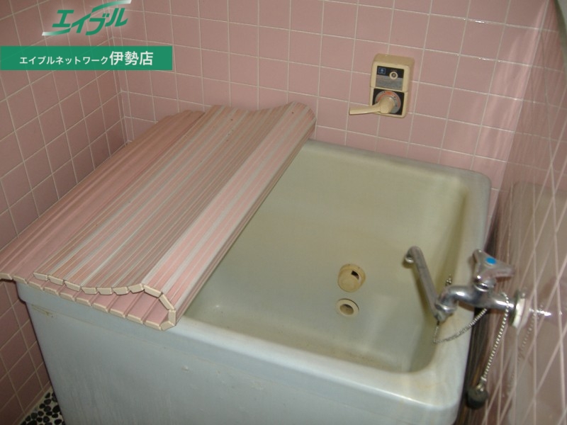 バス・シャワールーム　別部屋同タイプの写真です。