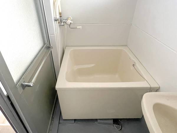 バス・シャワールーム　ビレッジハウスの同一物件・同一タイプの間取りの写真です