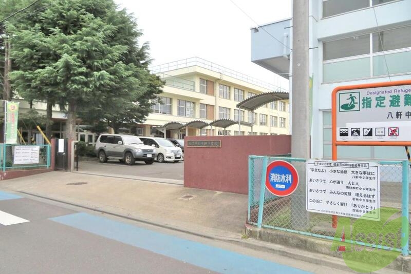 中学校　仙台市立八軒中学校（中学校）まで713m