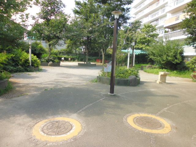 公園　区立西荻わかば公園（公園）まで420m