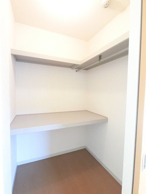 収納　※別部屋参考写真です。