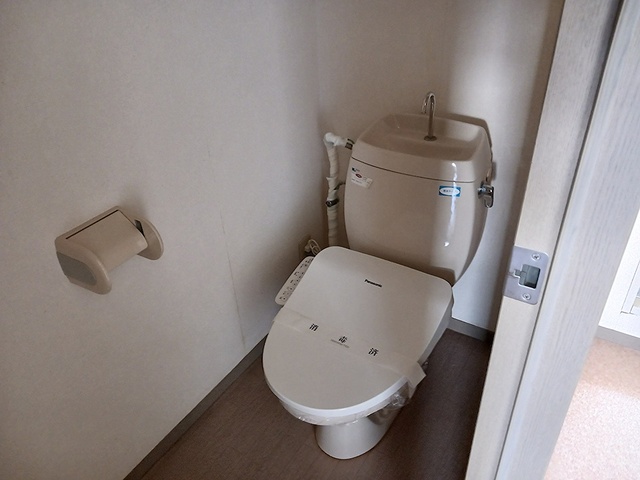 ガーデンシティ桜町E棟のトイレ写真