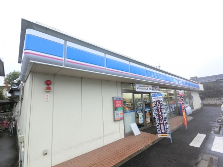 コンビニ　ローソン伊勢崎韮塚西店（コンビニ）まで363m