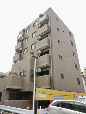足立区加賀のマンションの建物外観