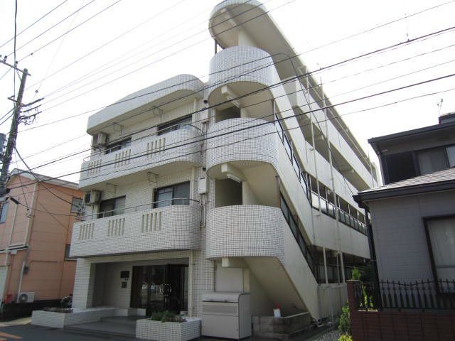 平塚市諏訪町のマンションの建物外観