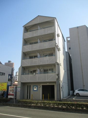 マンションステップの建物外観