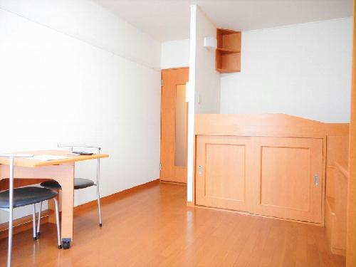 居室・リビング　フローリングのお部屋です