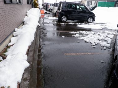 【フレンドリーなでしこの駐車場】