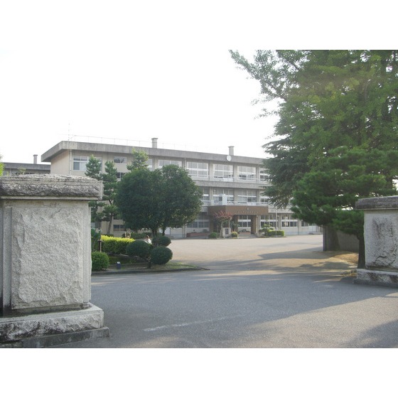 【信開セルーラ寺町の中学校】