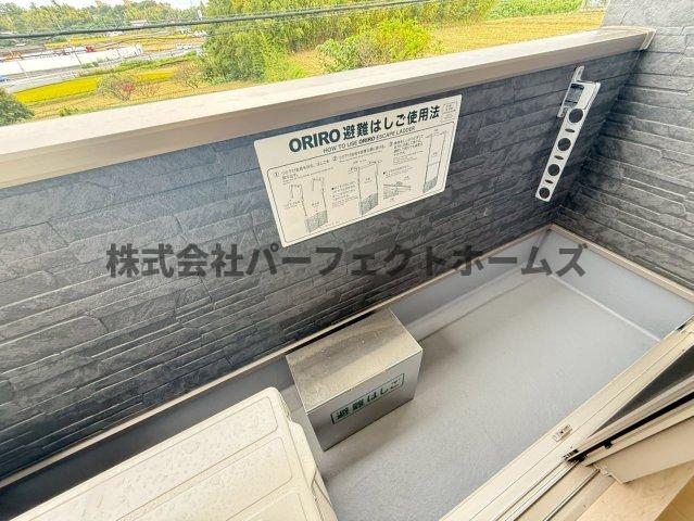 バルコニー　外からの目が気にならないバルコニーで洗濯物が干せます