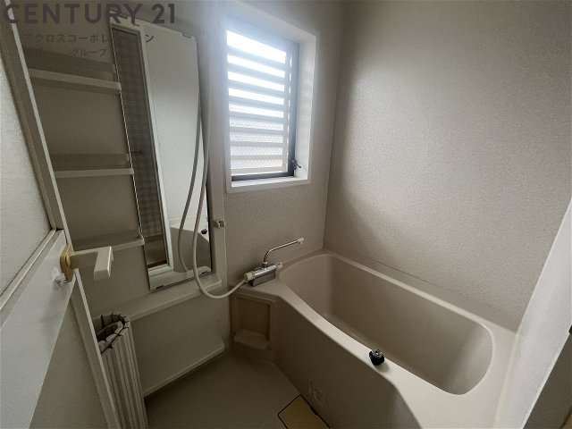 バス・シャワールーム　シンプルで機能的なユニットバスです！