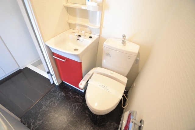 洗面設備　同タイプ洗面台（フロア・洗面カラーは数種類）