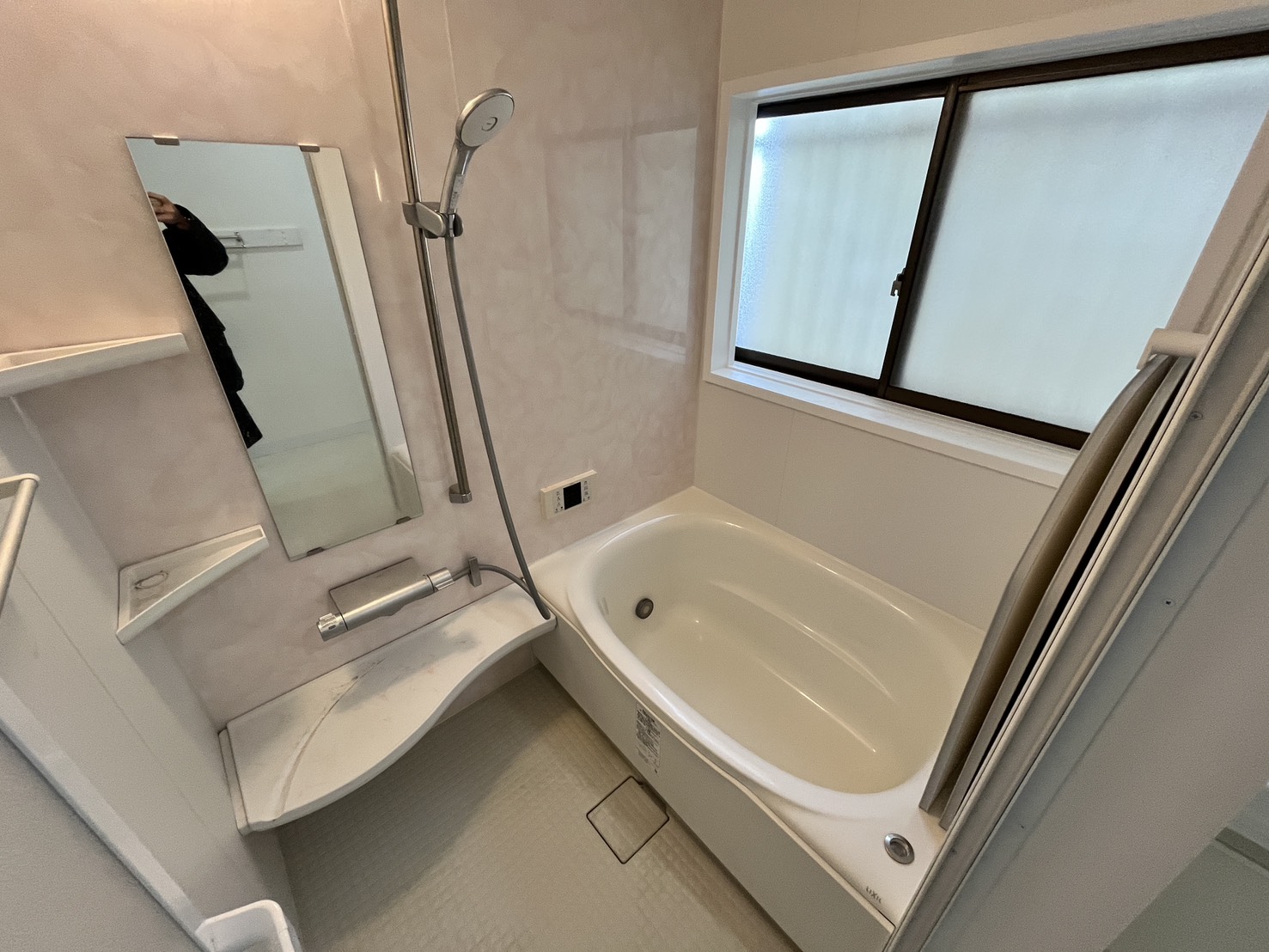 バス・シャワールーム　追い焚き付きバス♪