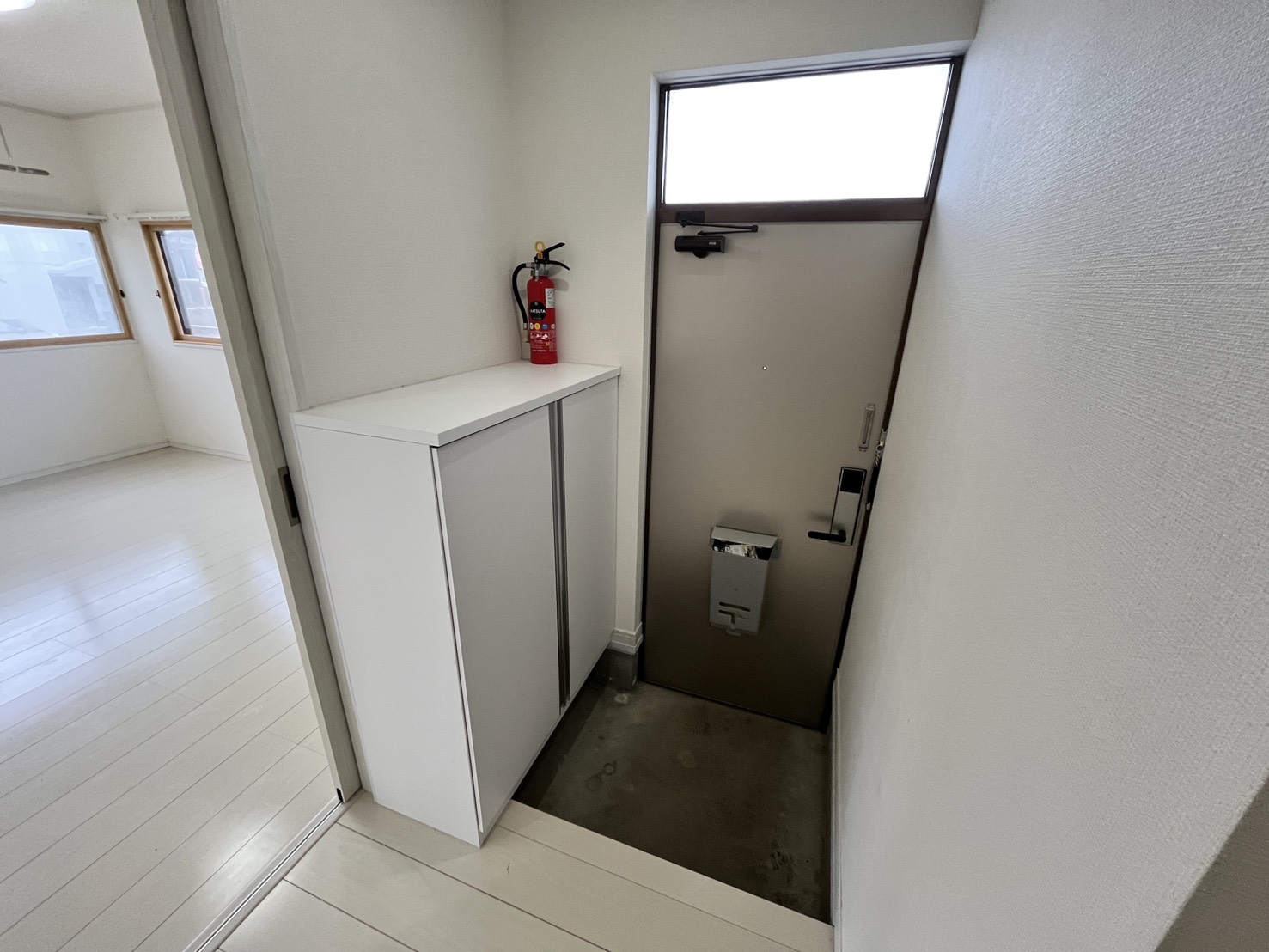 玄関　シューズボックス有♪