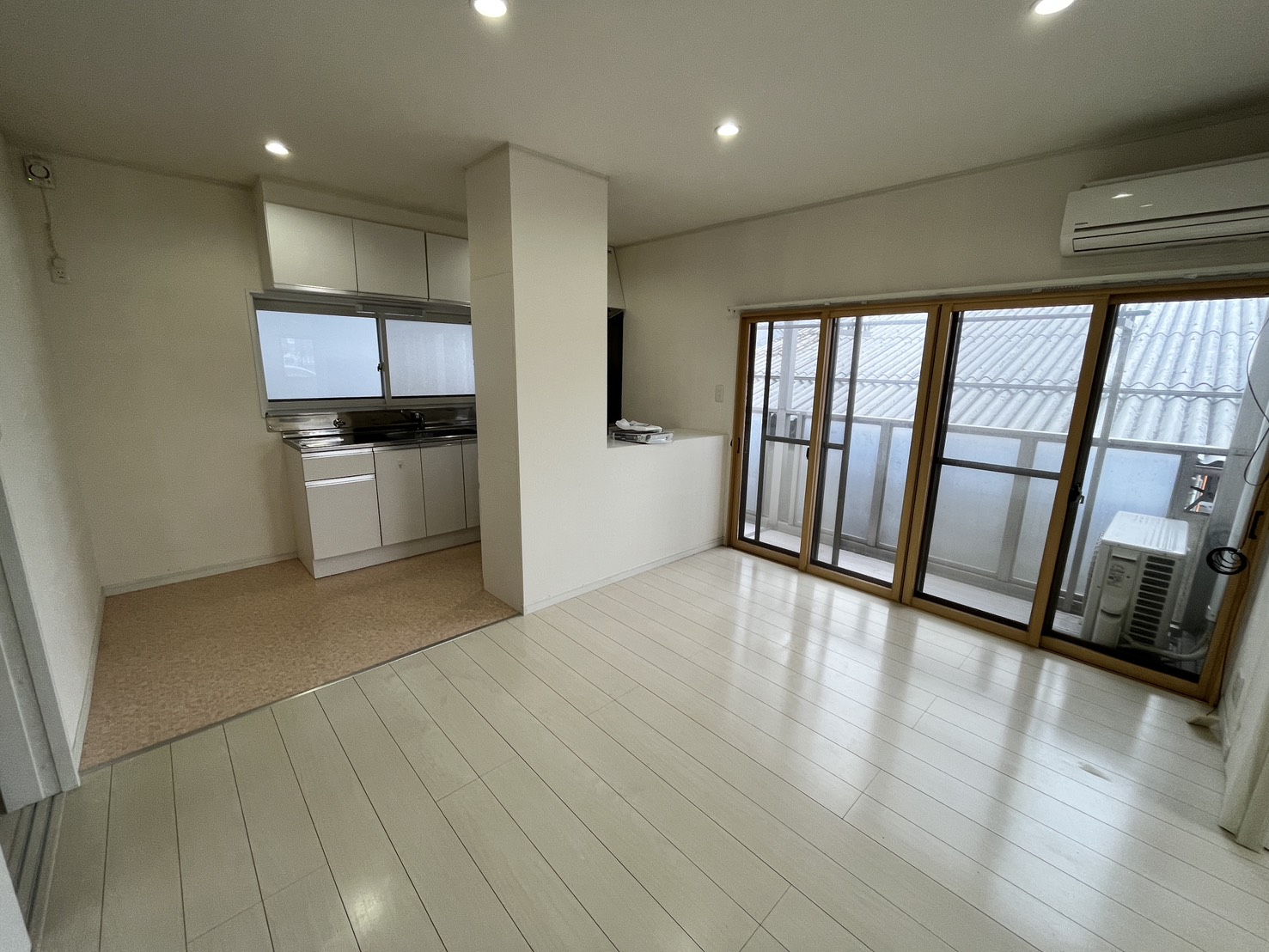 居室・リビング　10帖のリビングです♪