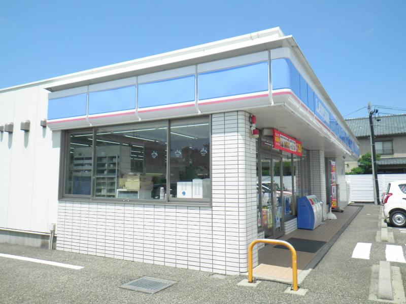 コンビニ　ローソン新潟青山7丁目店（コンビニ）まで990m